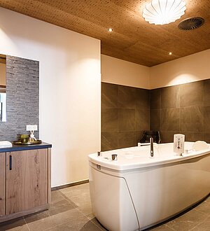 Wellnessanwendung Das Bayrischzell Familotel Oberbayern