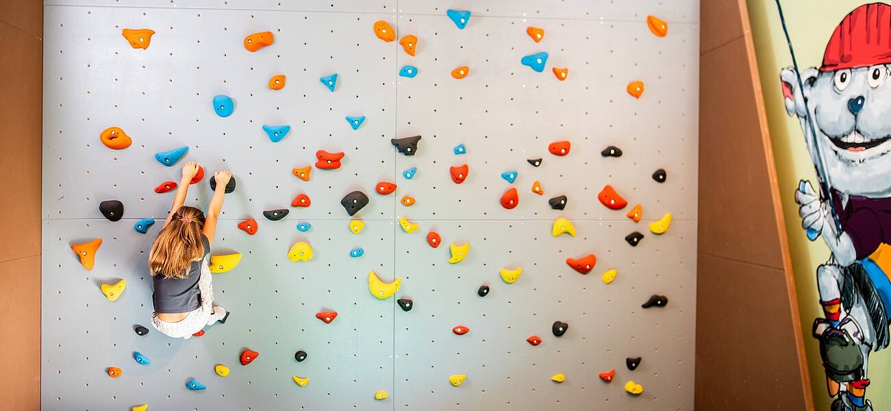 Boulder wall at Das Bayrischzell Familotel