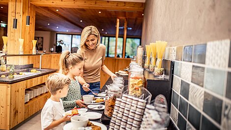 Delicious family breakfast - Das Bayrischzell